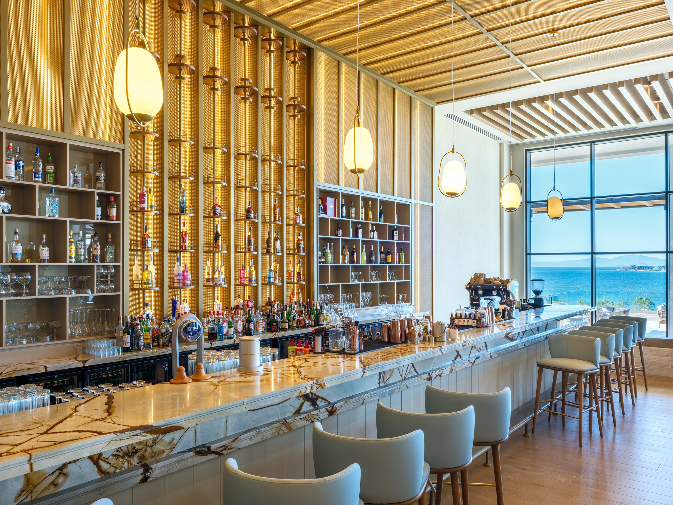 Lobby Bar & Terrace